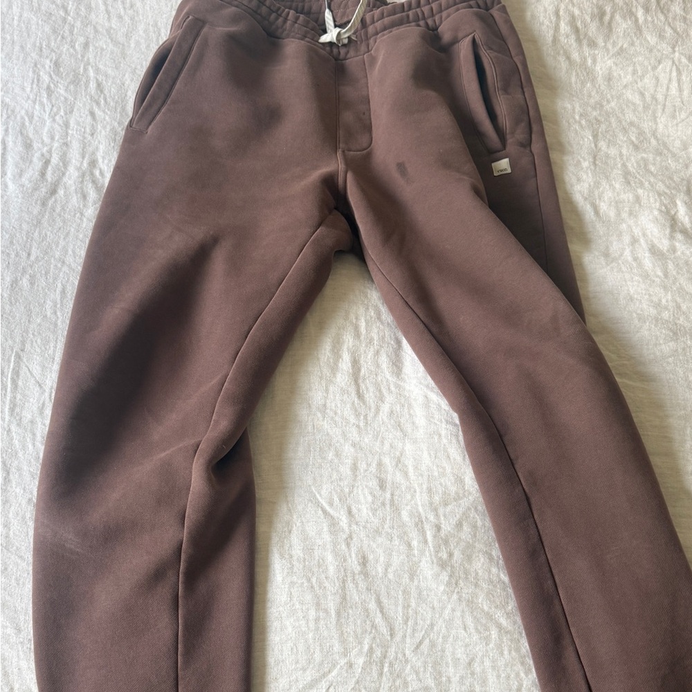 VUORI sweats size medium